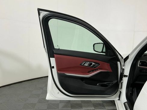 Used 2023 BMW 330i Sedan w/ Driving Assistance Package RWD image 19