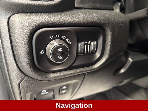Used 2023 RAM 1500 Laramie AWD/4WD image 10