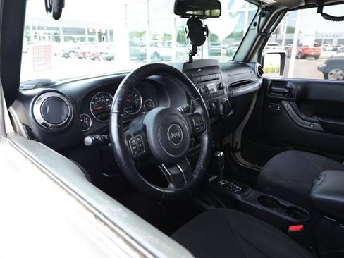 Used 2017 Jeep Wrangler Unlimited Sport w/ Quick Order Package 24S AWD/4WD image 21