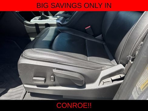 Used 2019 Chevrolet Colorado ZR2 w/ Colorado ZR2 Bison Edition AWD/4WD image 13