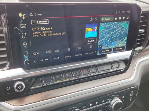 Used 2025 GMC Sierra 1500 SLT image 19