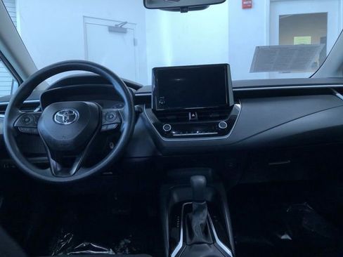 Certified 2025 Toyota Corolla LE image 17