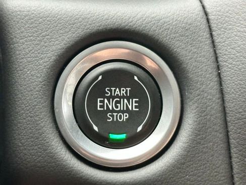 Used 2024 Chevrolet Tahoe High Country w/ Advanced Technology Package image 18