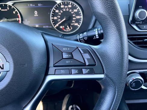 Used 2022 Nissan Altima 2.5 SV image 22