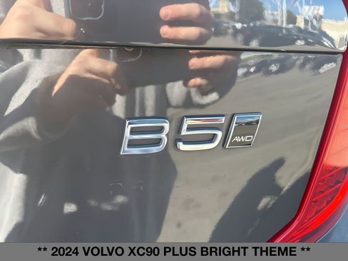 Used 2024 Volvo XC90 B5 Plus image 12