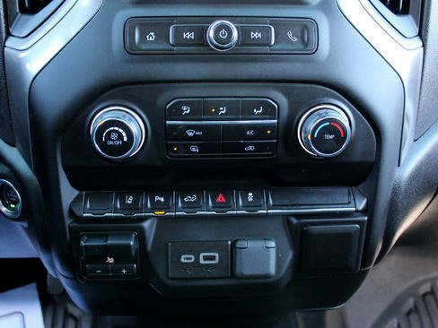 Used 2024 Chevrolet Silverado 2500 W/T w/ WT Fleet Convenience Package image 31