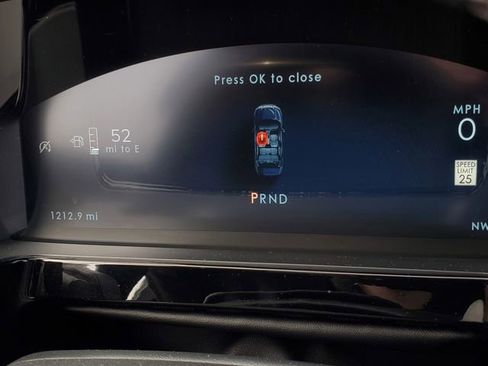 Certified 2024 Lincoln Corsair AWD w/ Equipment Group 101A image 13