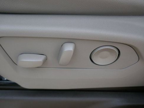 New 2026 Chevrolet Silverado 1500 LTZ w/ LTZ Premium Package image 15