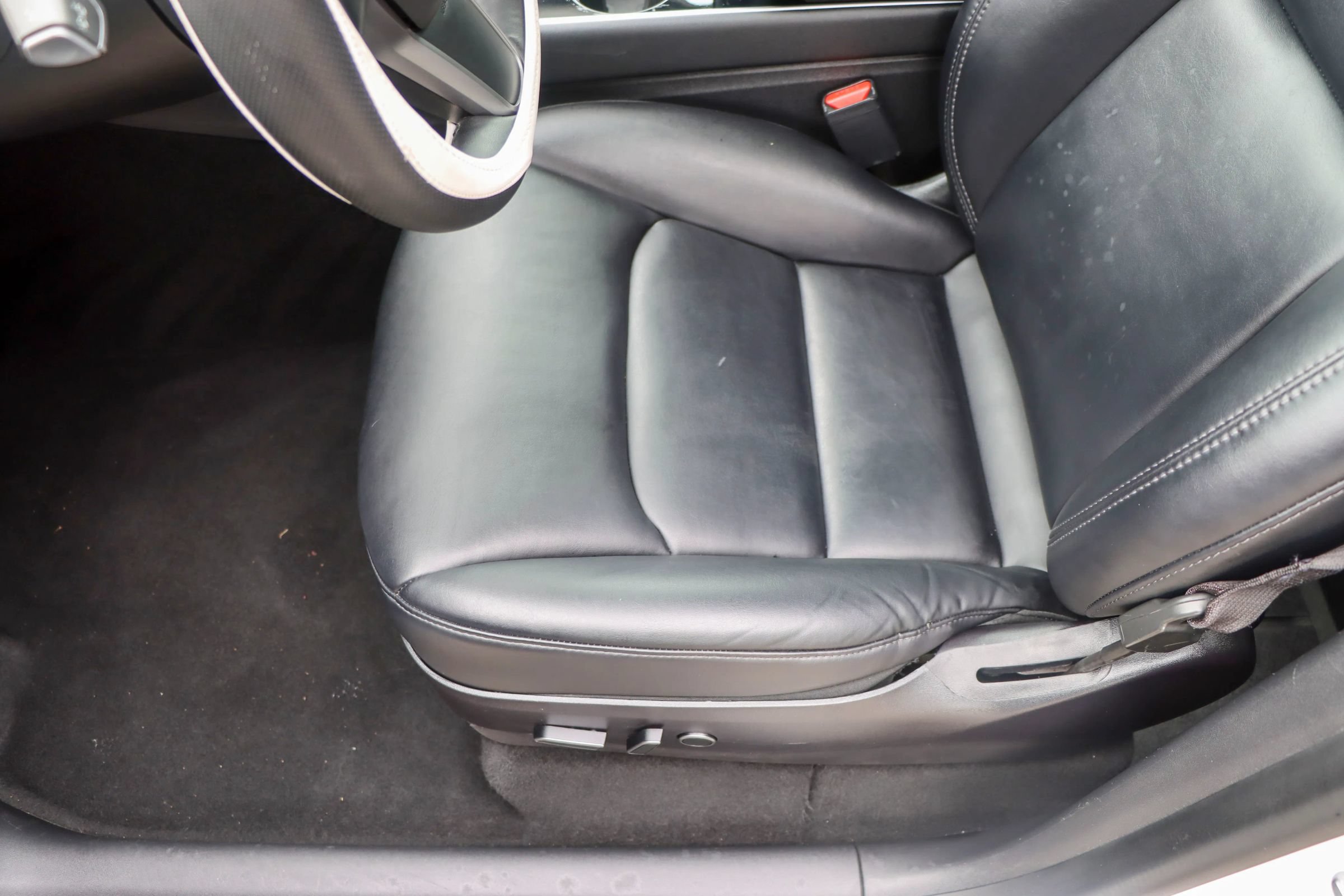 Used 2021 Tesla Model Y 2WD image 15