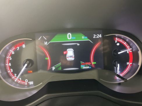 Used 2025 Toyota RAV4 XLE FWD image 17