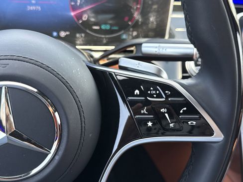 Certified 2022 Mercedes-Benz S 500 4MATIC image 16