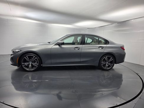 Used 2023 BMW 330i Sedan w/ Driving Assistance Package RWD image 7
