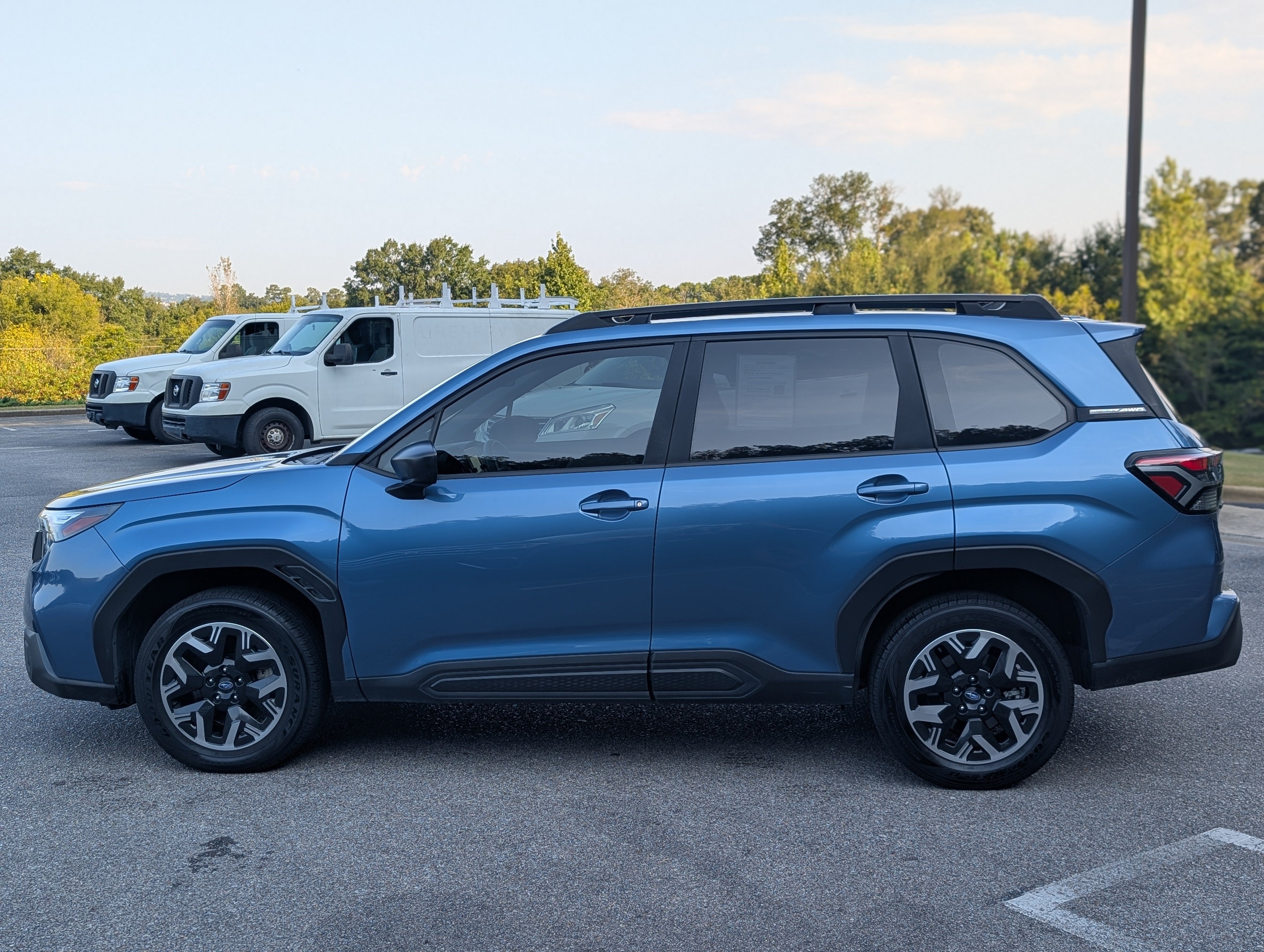 Used 2025 Subaru Forester AWD/4WD image 6