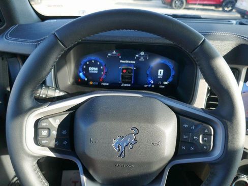 New 2025 Ford Bronco Outer Banks image 22