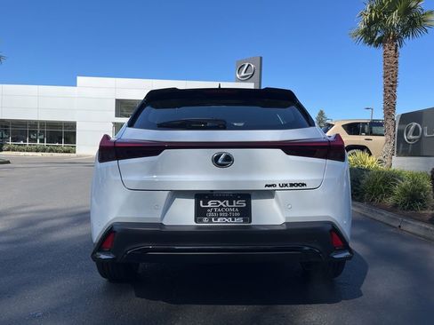 New 2026 Lexus UX 300h AWD image 6