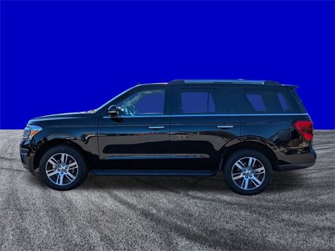 Certified 2024 Ford Expedition Limited image 7