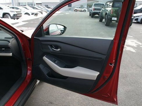 Used 2023 Honda Accord EX image 30