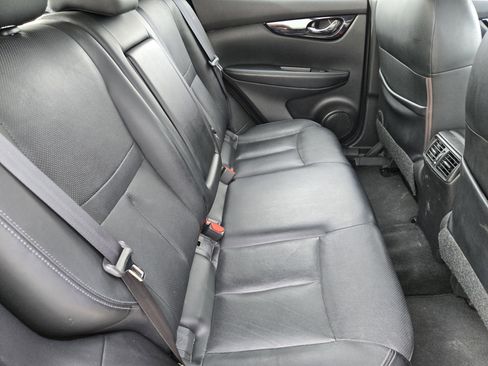 Used 2018 Nissan Rogue Sport SL w/ SL Premium Package image 10