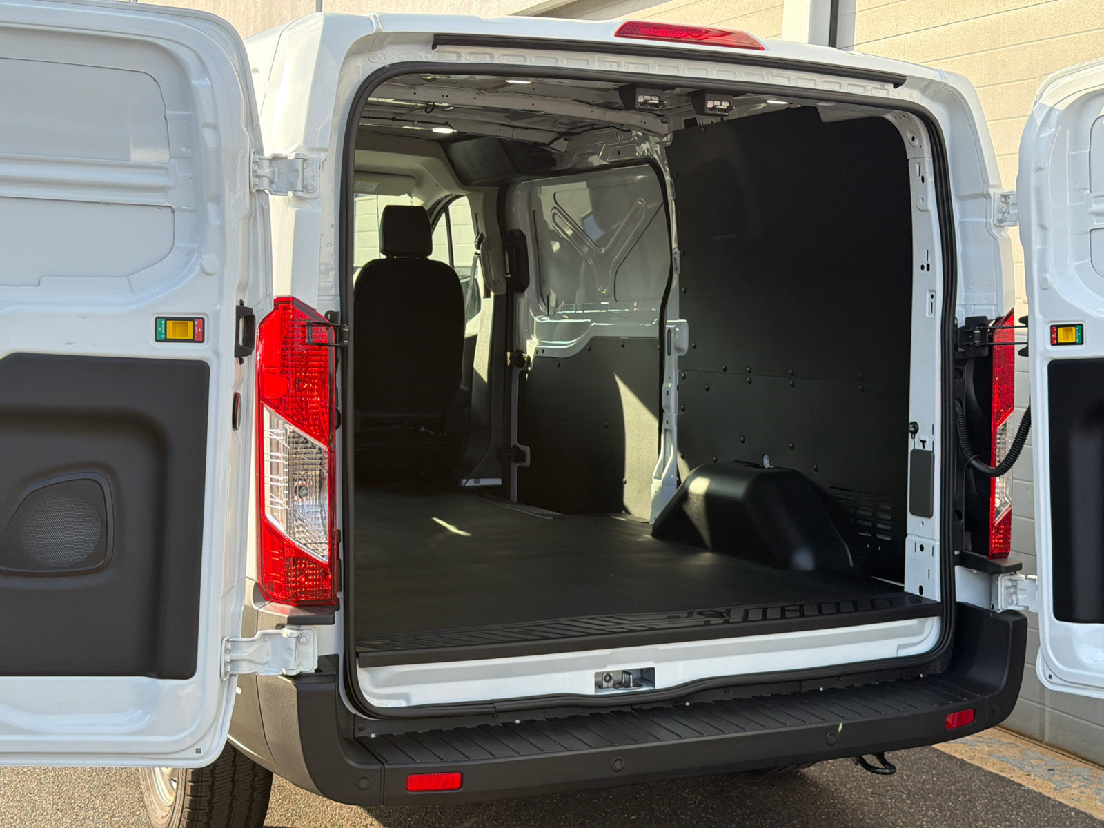 Used 2026 Ford Transit 150 Low Roof RWD image 10