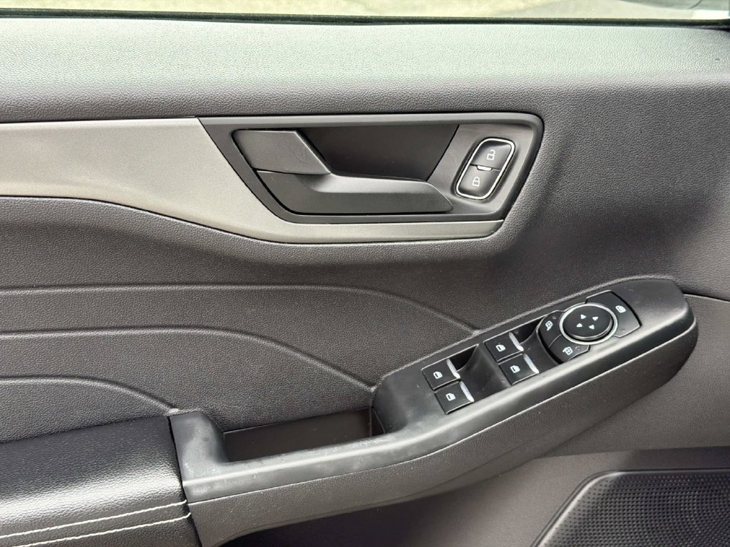 Certified 2024 Ford Escape Active FWD image 22