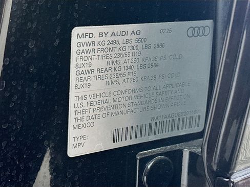 New 2025 Audi Q5 Premium image 32