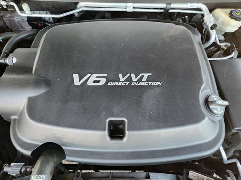 Used 2017 Chevrolet Colorado W/T RWD image 27