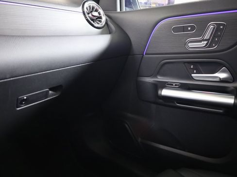 Used 2023 Mercedes-Benz GLA 250 4MATIC image 24