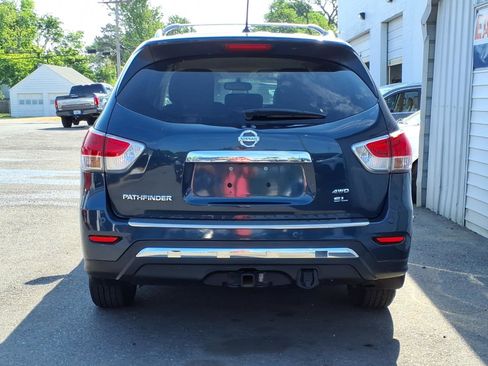 Used 2016 Nissan Pathfinder SL w/ SL Tech Package AWD/4WD image 4