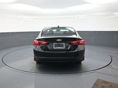 Used 2025 Chevrolet Malibu LT