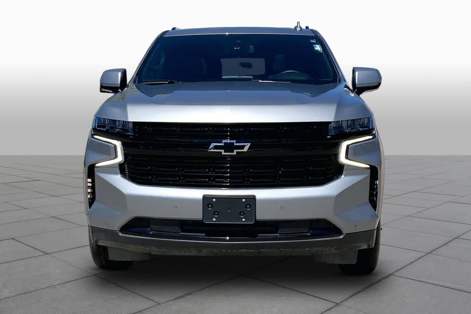 Used 2024 Chevrolet Tahoe RST w/ Luxury Package RWD image 3