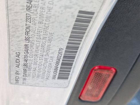 Used 2019 Audi A4 2.0T Premium w/ Convenience Package image 32