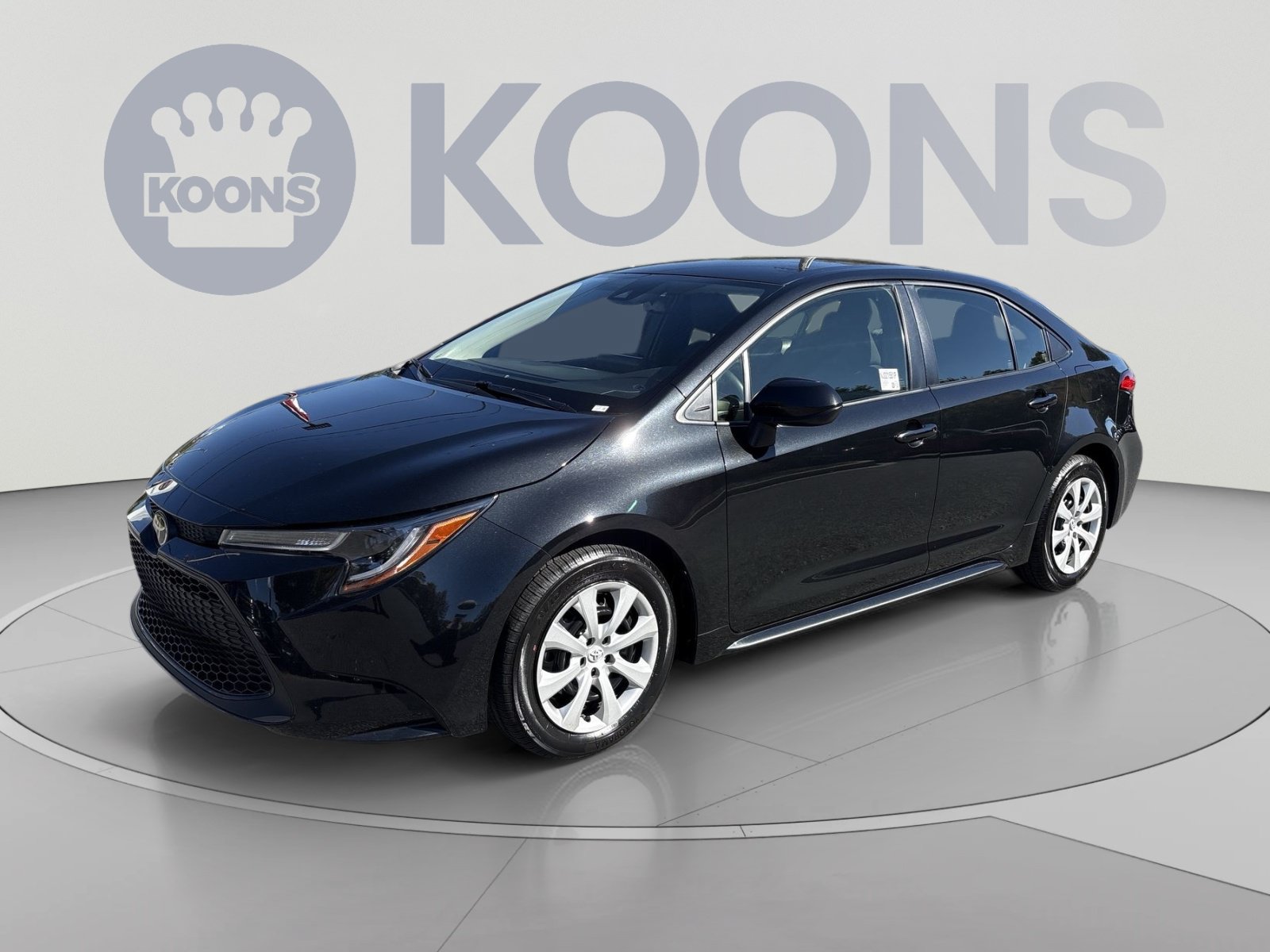 Used 2022 Toyota Corolla LE FWD image 1