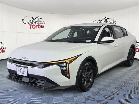 Used 2025 Kia K4 FWD image 4