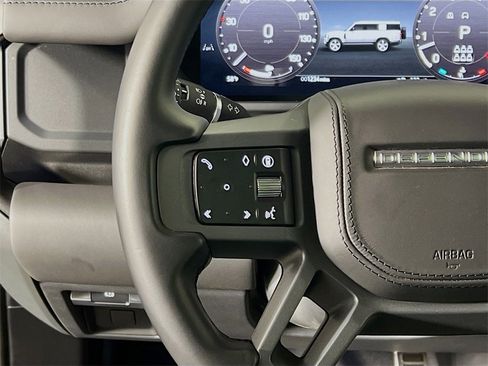 Used 2024 Land Rover Defender 130 X image 10