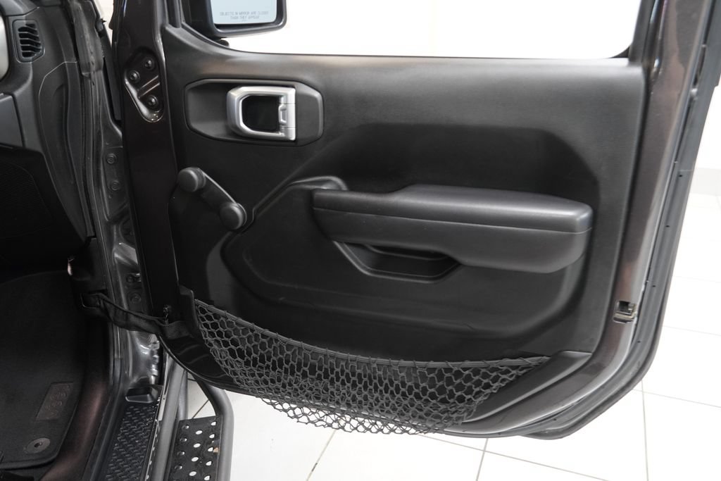 Used 2018 Jeep Wrangler Unlimited Sport AWD/4WD image 27
