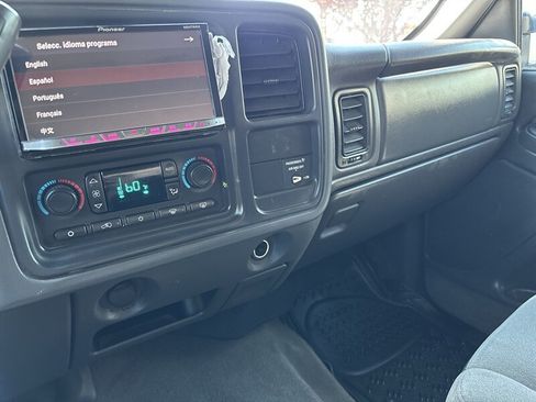 Used 2003 Chevrolet Silverado 2500 LS w/ Skid Plate Package AWD/4WD image 43