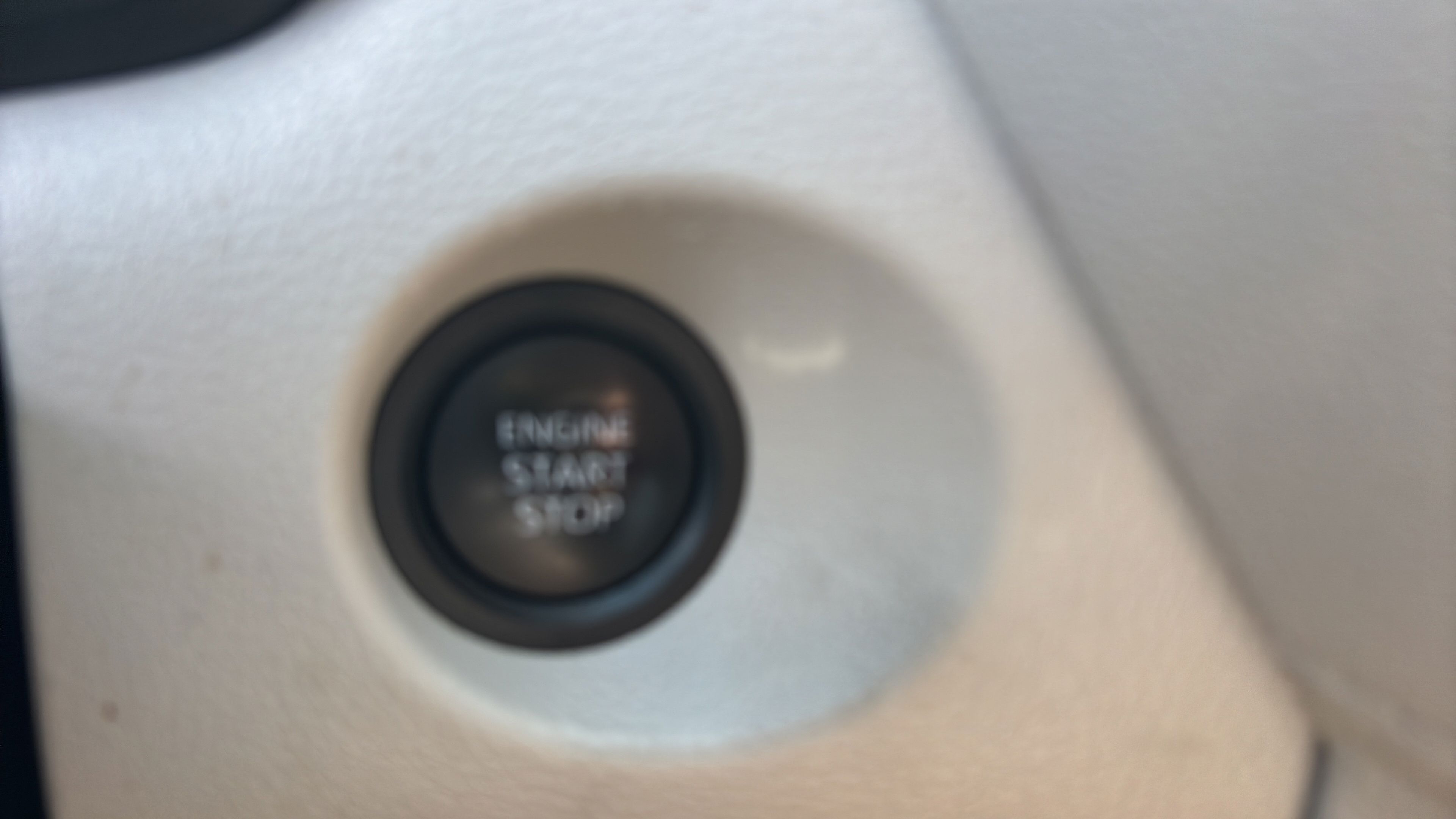 Used 2025 Toyota Corolla Cross LE FWD image 21