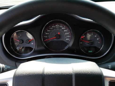 Used 2014 Dodge Avenger SXT w/ Rallye Appearance Group FWD image 21