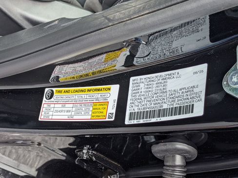 New 2025 Acura TLX w/ Technology Package image 34