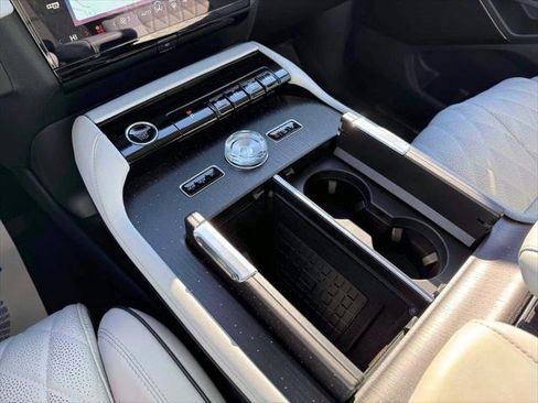 New 2026 Lincoln Navigator L Black Label image 14