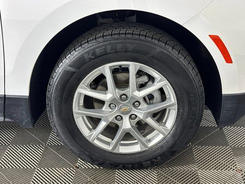 Certified 2024 Chevrolet Equinox LT AWD/4WD image 12