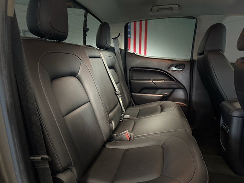 Used 2016 GMC Canyon SLT w/ Driver Alert Package AWD/4WD image 24