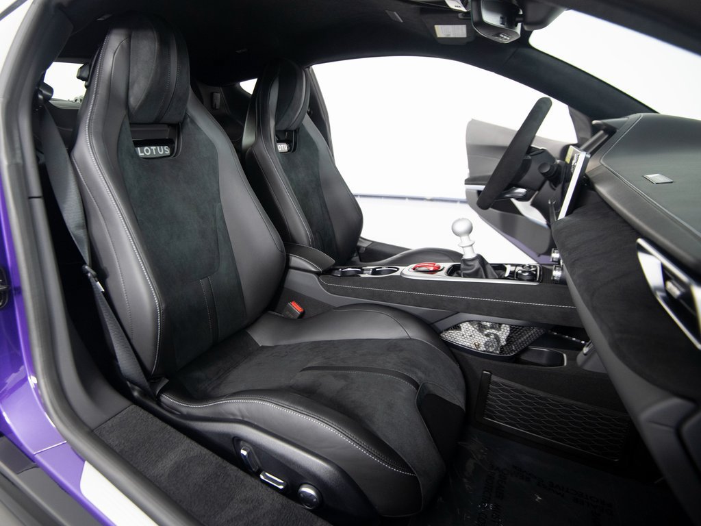 Used 2026 Lotus Emira RWD image 40