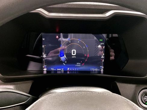 Used 2023 Chevrolet Colorado Trail Boss w/ Technology Package image 14