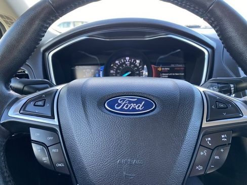 Used 2017 Ford Fusion Titanium image 14