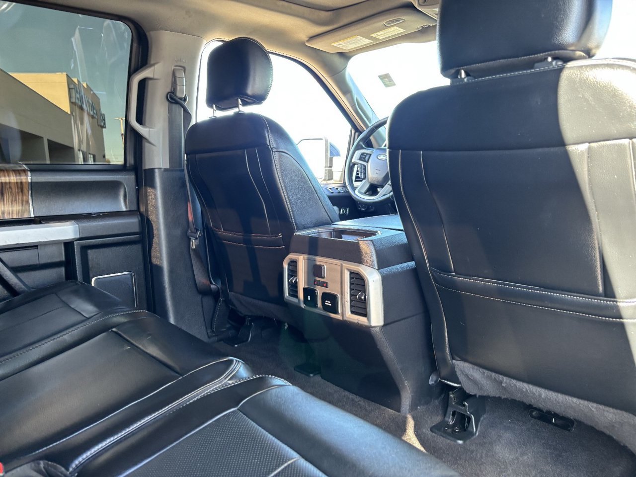 Used 2019 Ford F150 Lariat w/ Equipment Group 502A Luxury AWD/4WD image 14