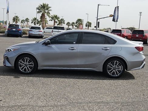 Used 2024 Kia Forte GT-Line w/ GT-Line Premium Package image 2