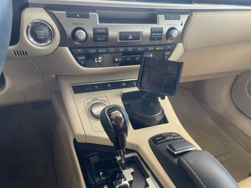 Used 2013 Lexus ES 350 w/ Luxury Pkg FWD image 27