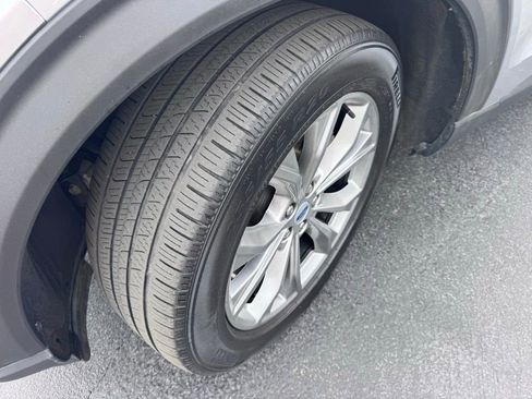 Used 2022 Ford Explorer XLT w/ Equipment Group 202A image 15