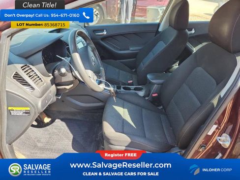 Used 2017 Kia Forte LX image 9